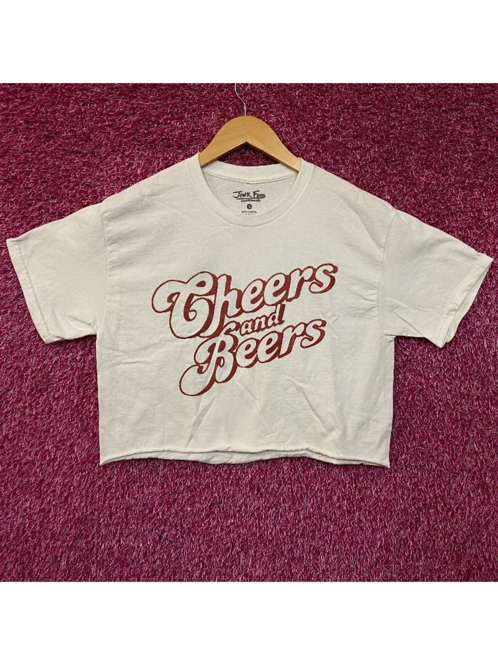 Junk Food Clothing Cheers and Beers Cropped Graphic T-Shirt Small